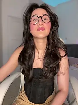 Snapshot of julieta_jhonss chatting on April 2026 02:42:01 AM julieta jhonss online show from April 2026 02:42:01 AM