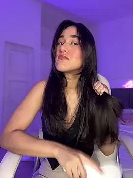 Snapshot of julieta_jhonss chatting on April 2026 02:49:02 AM julieta jhonss online show from April 2026 02:49:02 AM