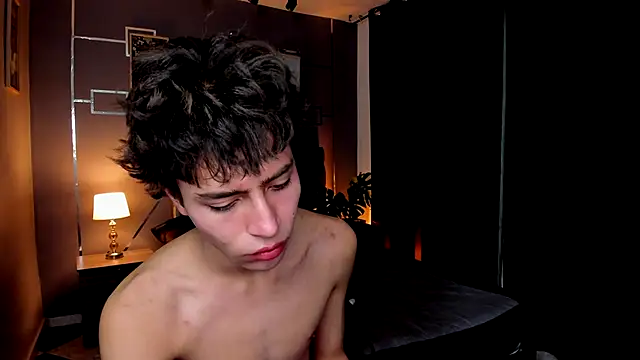 Christopher 77 online show from September 2025 01:27:02 PM