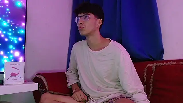 Dylann west online show from March 2026 02:41:01 AM