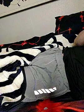 Koreanjjc online show from November 2025 04:20:02 PM