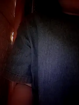 Snapshot of daisylouis chatting on March 2026 09:24:02 AM daisylouis online show from March 2026 09:24:02 AM