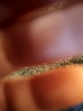 Snapshot of daisylouis chatting on April 2026 11:59:01 PM daisylouis online show from April 2026 11:59:01 PM