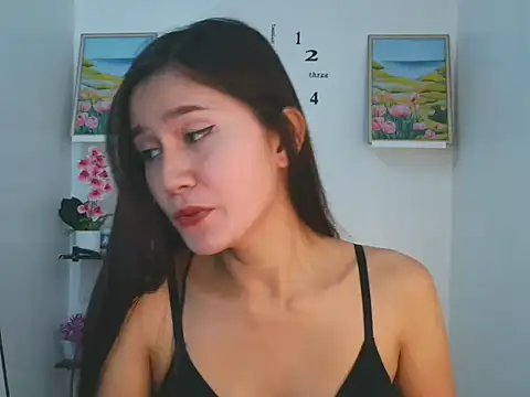 anne smithe online show from November 2025 01:39:01 AM