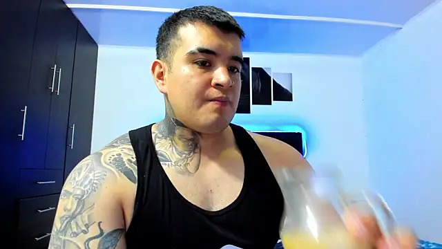 Snapshot of thiago__cp01 chatting on September 2025 06:17:01 AM thiago  cp01 online show from September 2025 06:17:01 AM