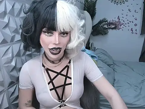 janecomander online show from March 2026 12:50:02 PM