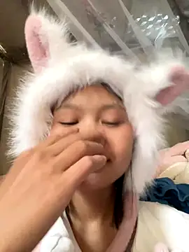 Daisy018 online show from October 2025 09:32:01 AM