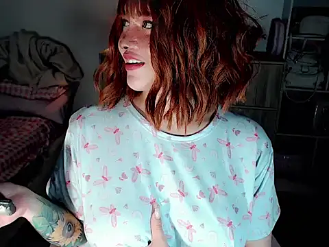 Snapshot of urbaby_monica chatting on October 2025 05:52:01 AM urbaby monica online show from October 2025 05:52:01 AM