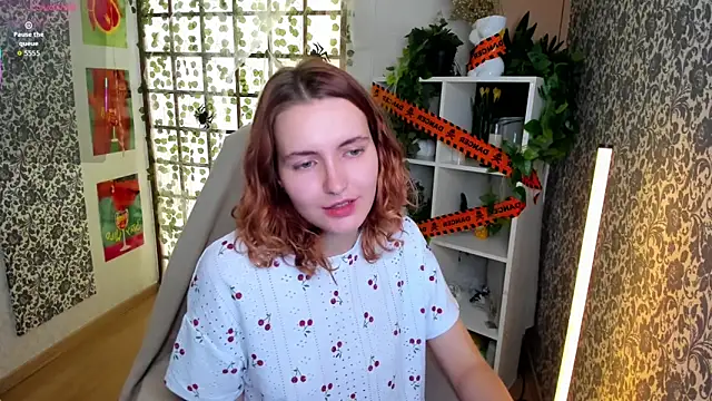 Elis Cherry online show from November 2025 02:21:01 AM