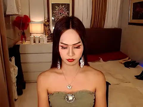 Nathalieheartt online show from February 2026 03:26:01 AM