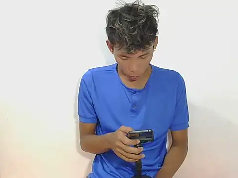 isanxxx online show from October 2025 01:39:01 AM