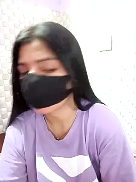 Hot Jaanvi  online show from October 2025 05:35:02 PM