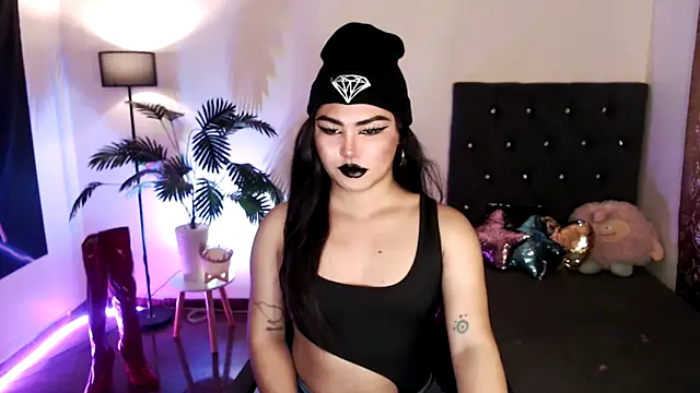 Unique Maya online show from March 2026 06:26:01 PM