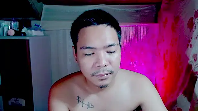 Snapshot of MANIACasianX chatting on October 2025 12:36:02 PM MANIACasianX online show from October 2025 12:36:02 PM