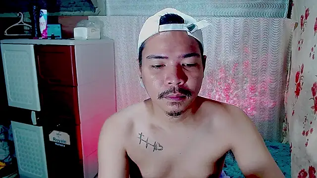 Snapshot of MANIACasianX chatting on October 2025 10:45:01 PM MANIACasianX online show from October 2025 10:45:01 PM