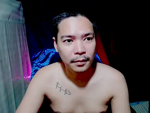 Snapshot of MANIACasianX chatting on November 2025 11:55:02 AM MANIACasianX online show from November 2025 11:55:02 AM