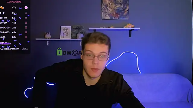 lucas long  online show from October 2025 12:38:02 PM