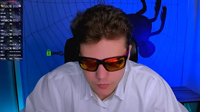 lucas long  online show from October 2025 09:46:02 AM