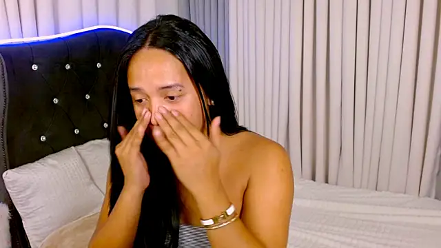 Snapshot of Lorainnelustts chatting on October 2025 04:04:02 PM Lorainnelustts online show from October 2025 04:04:02 PM