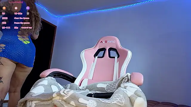 Snapshot of dustbunni0414 chatting on March 2026 02:45:03 PM dustbunni0414 online show from March 2026 02:45:03 PM