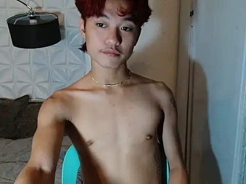 Snapshot of ur_little_secret chatting on September 2025 05:04:01 PM ur little secret online show from September 2025 05:04:01 PM