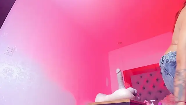 MirandaSould online show from February 2026 01:17:01 PM