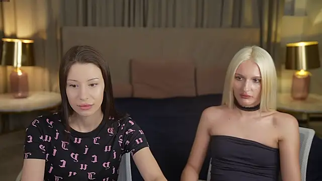 Snapshot of Selena_Glow chatting on September 2025 06:31:02 PM Selena Glow online show from September 2025 06:31:02 PM