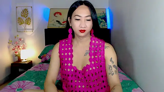 LovelyQueen69 online show from July 2026 05:04:02 PM