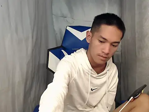 riks tyler online show from March 2026 07:21:02 PM