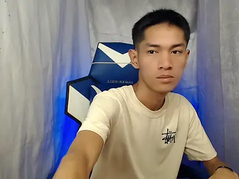 riks tyler online show from May 2026 07:37:02 PM