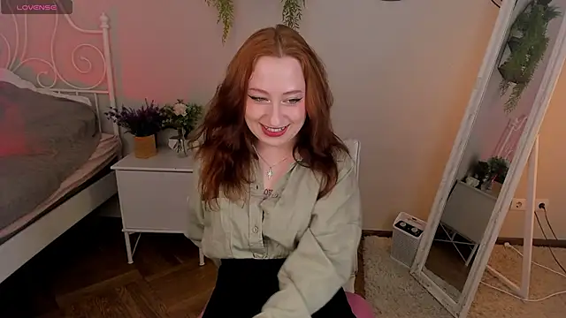 Snapshot of Violet_Griffen chatting on March 2026 03:44:02 PM Violet Griffen online show from March 2026 03:44:02 PM