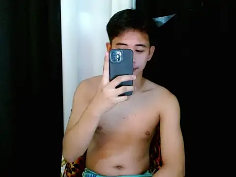 Snapshot of urasianbigcock chatting on October 2025 02:42:02 AM urasianbigcock online show from October 2025 02:42:02 AM