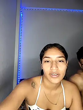 Snapshot of Sharlotte_Watts chatting on October 2025 10:28:02 PM Sharlotte Watts online show from October 2025 10:28:02 PM