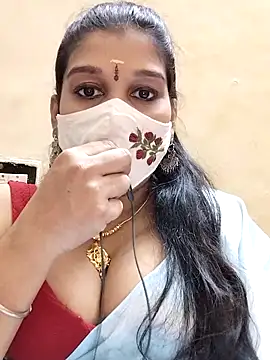 Snapshot of amelia-rani chatting on April 2026 06:32:01 PM amelia-rani online show from April 2026 06:32:01 PM