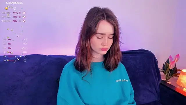 lovelyalivia online show from October 2025 09:29:01 AM