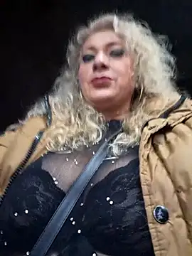 sofiacurvy 45 online show from November 2025 12:25:01 AM