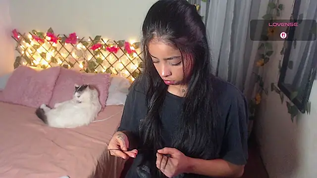 Angie Lee01 online show from November 2025 05:07:02 AM