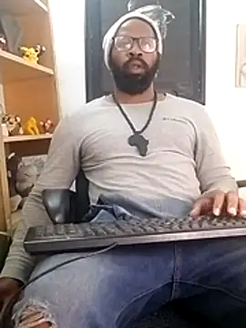 Snapshot of King_Malik chatting on November 2025 11:27:02 PM King Malik online show from November 2025 11:27:02 PM