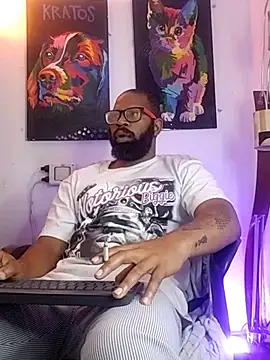 Snapshot of King_Malik chatting on March 2026 12:49:02 PM King Malik online show from March 2026 12:49:02 PM