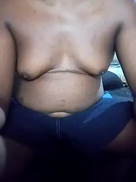 Snapshot of OnlyMoneyIwanT chatting on April 2026 09:48:02 PM OnlyMoneyIwanT online show from April 2026 09:48:02 PM