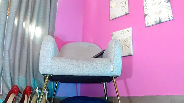 emily ox0 online show from April 2026 07:42:01 PM