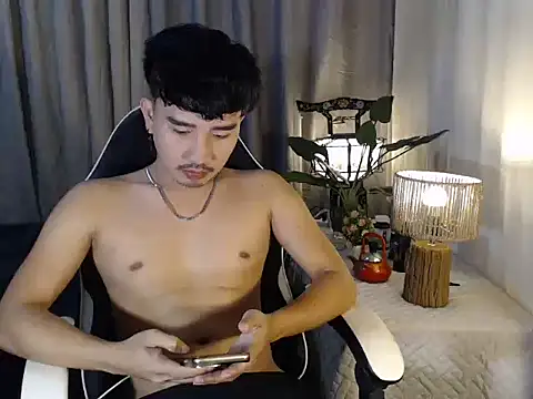 Snapshot of cute_richard24 chatting on December 2025 03:01:02 AM cute richard24 online show from December 2025 03:01:02 AM