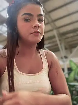 Kaily Sweet16 online show from November 2025 07:02:02 PM