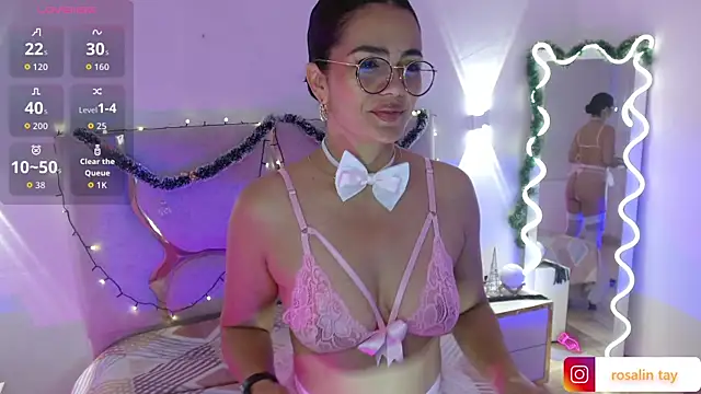 Snapshot of Rosalind_tay chatting on December 2025 11:15:02 AM Rosalind tay online show from December 2025 11:15:02 AM