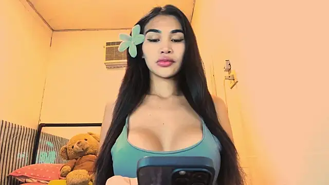 Snapshot of Ms_Monica chatting on April 2026 02:33:01 AM Ms Monica online show from April 2026 02:33:01 AM