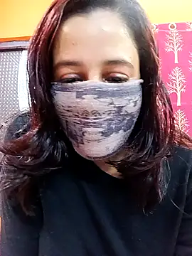 Hotpuja25 online show from February 2026 07:09:02 PM