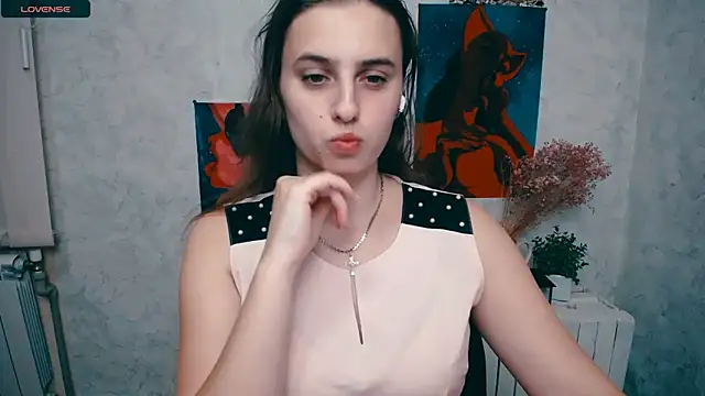 AmandaDimond  online show from October 2025 12:25:02 PM