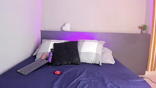 Snapshot of salome-gh chatting on September 2025 08:09:02 PM salome-gh online show from September 2025 08:09:02 PM