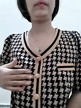 love sexy090 online show from November 2025 12:42:01 AM