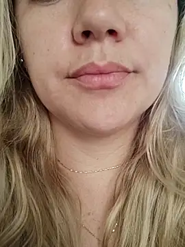 Snapshot of cameron_06 chatting on April 2026 12:21:02 PM cameron 06 online show from April 2026 12:21:02 PM